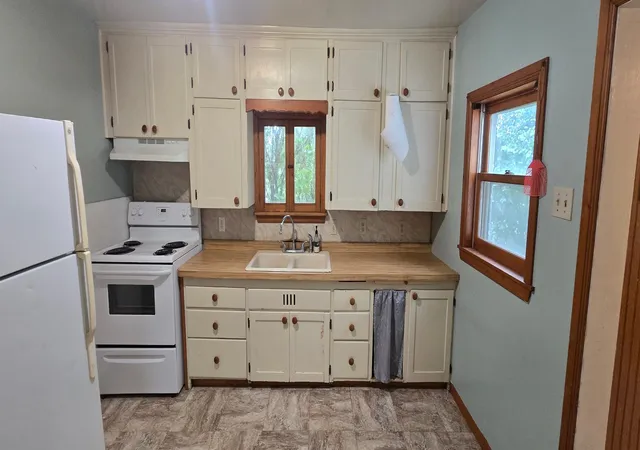 Photo 3 of Single family home for sale at 119 Red Lake Ave Sw, Bagley, MN 56621 | MLS# 7129418 | Listing updated on 2026-09-29