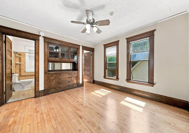4th image of 1174 14Th Ave Se, Minneapolis, MN 55414 | MLS# 7129496