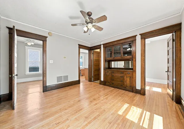 5th image of 1174 14Th Ave Se, Minneapolis, MN 55414 | MLS# 7129496