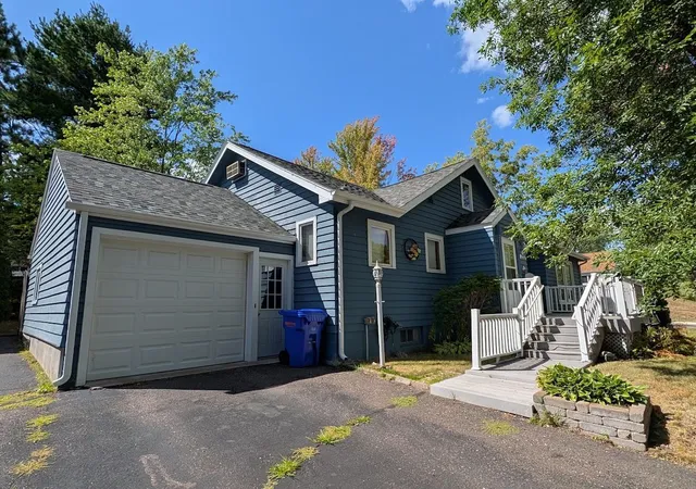 3rd image of 320 Cedar Ave, Moose Lake, MN 55767 | MLS# 7129498