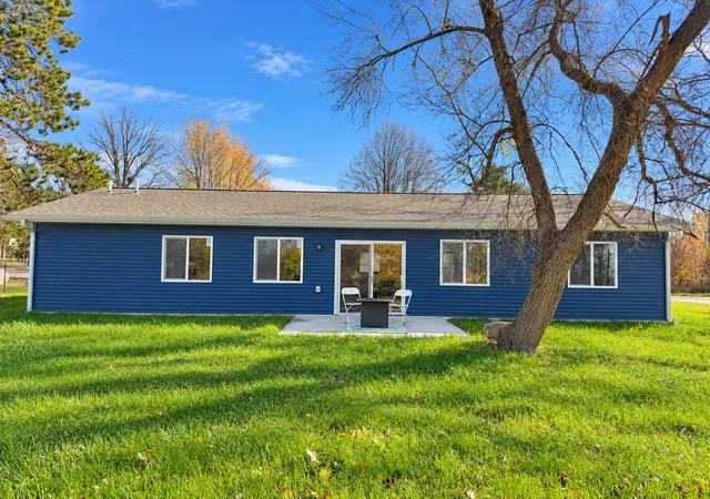 Photo 2 of Single family home for sale at 1125 Ne 6th Avenue, Grand Rapids, MN 55744 | MLS# 7129506 | Listing updated on 2026-10-23