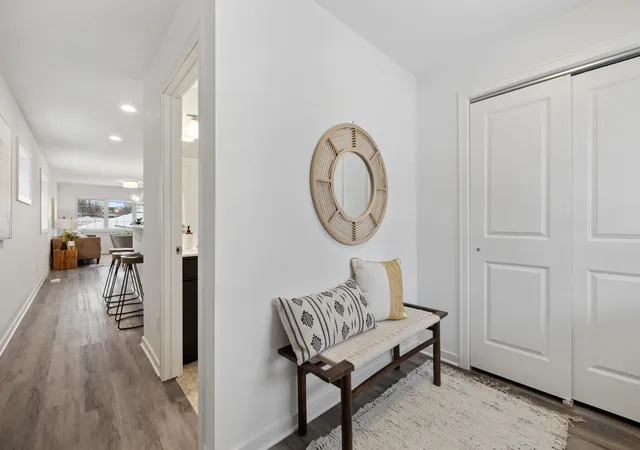 2nd image of 2032 James Ave N, Minneapolis, MN 55411 | MLS# 7129518