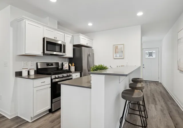 4th image of 2032 James Ave N, Minneapolis, MN 55411 | MLS# 7129518