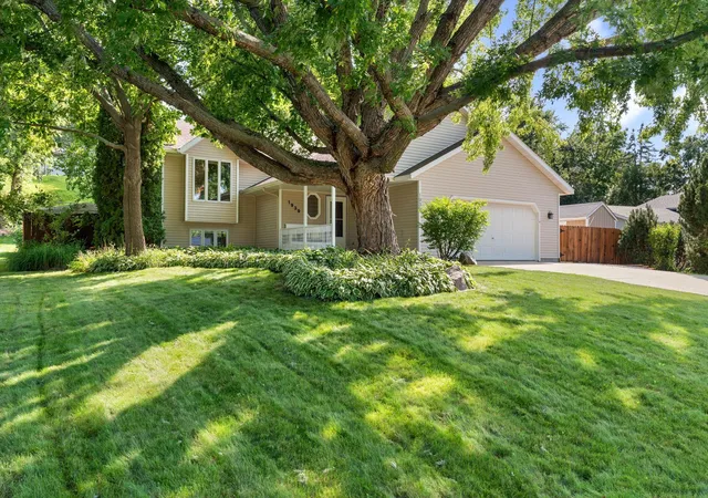 3rd image of 1939 Greenwood Dr Ne, Owatonna, MN 55060 | MLS# 7129527