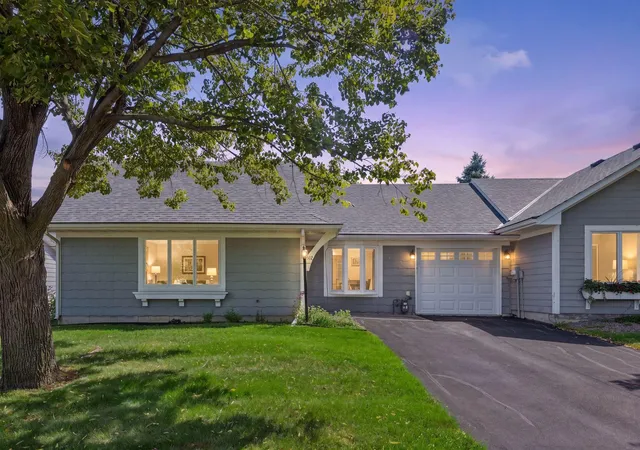 2nd image of 518 Devonshire Dr, Young America, MN 55397 | MLS# 7129534