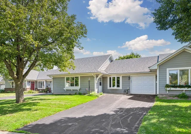 Photo 3 of Sale Pending at 518 Devonshire Dr, Young America, MN 55397 | MLS# 7129534 | Listing updated on 2026-08-31