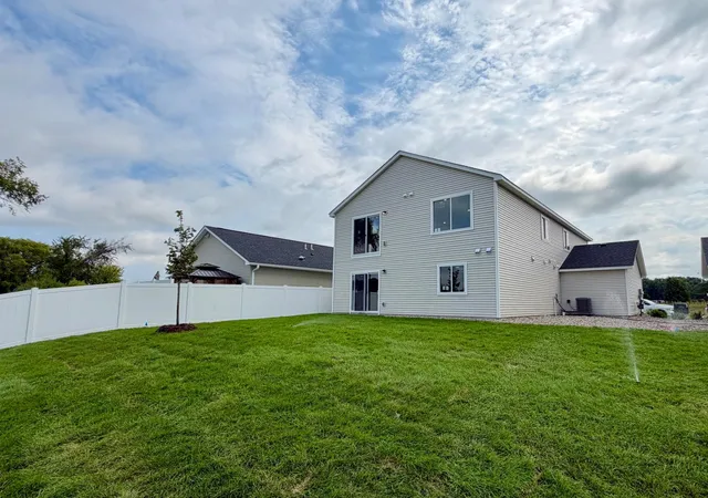 23rd image of 25868 Emerson Ct, Wyoming, MN 55092 | MLS# 7129535