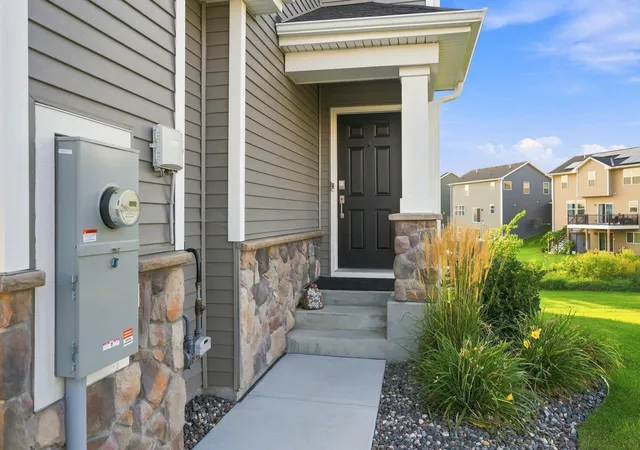 Photo 3 of Townhouse for sale at 3545 109th Lane Ne, Minneapolis, MN 55449 | MLS# 7129553 | Listing updated on 2026-08-26