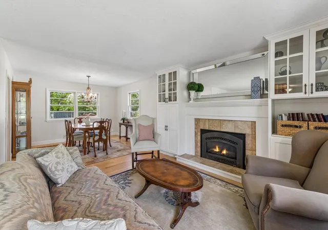 5th image of 290 Ridgeview Dr E, Wayzata, MN 55391 | MLS# 7129566