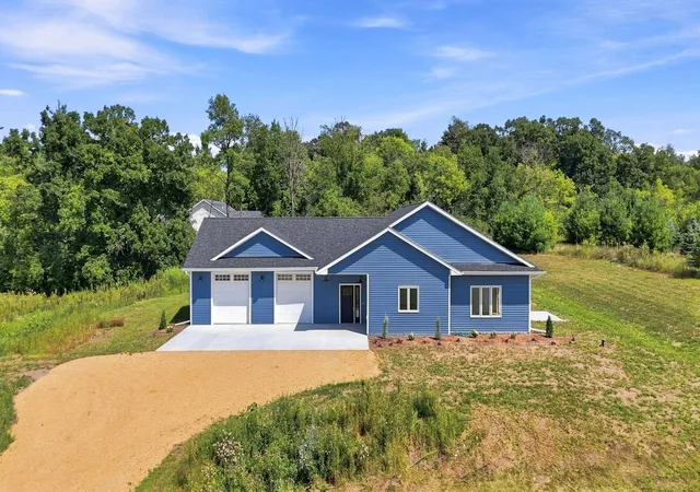 1st image of 32 256th St St, Osceola, WI 54020 | MLS# 7129590
