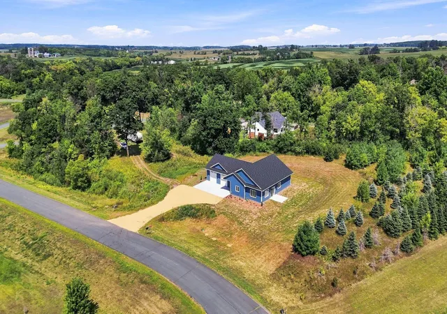 2nd image of 32 256th St St, Osceola, WI 54020 | MLS# 7129590