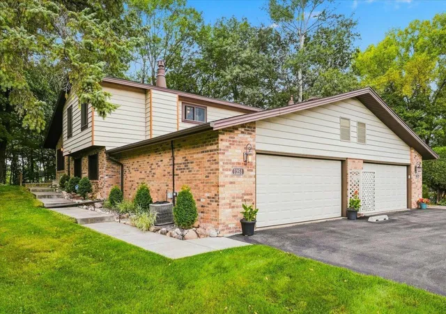 Photo 1 of Single family home for sale at 1251 Archer Ln N, Plymouth, MN 55447 | MLS# 7129599 | Listing updated on 2026-08-31
