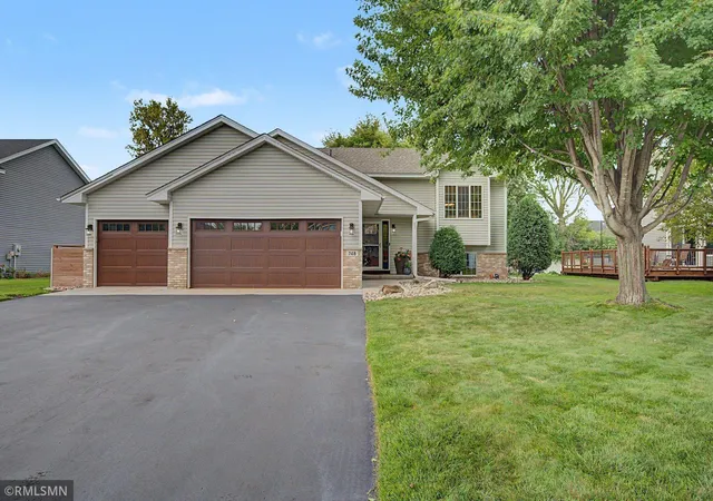 image of 748 101st Ln Ne, Minneapolis, MN 55434 | MLS# 7129615