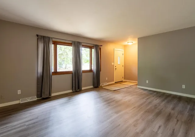 Photo 3 of Single family home for sale at 1715 19th Street S, Moorhead, MN 56560 | MLS# 7129643 | Listing updated on 2026-08-21