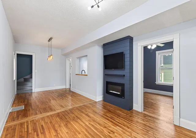 Photo 1 of Single family home for sale at 801 Armstrong Ave, Saint Paul, MN 55102 | MLS# 7129652 | Listing updated on 2026-09-28