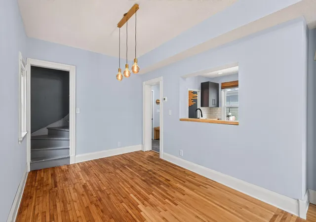 Photo 3 of Single family home for sale at 801 Armstrong Ave, Saint Paul, MN 55102 | MLS# 7129652 | Listing updated on 2026-09-28