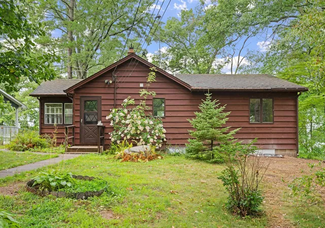 2nd image of 2109 Timber Ridge Ln #3, Mora, MN 55051 | MLS# 7129657
