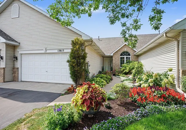 2nd image of 13815 Falcon Ave, Apple Valley, MN 55124 | MLS# 7129659