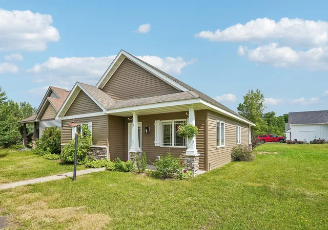 2nd image of 1303 Prairie Ln, Saint Croix Falls, WI 54024 | MLS# 7129661
