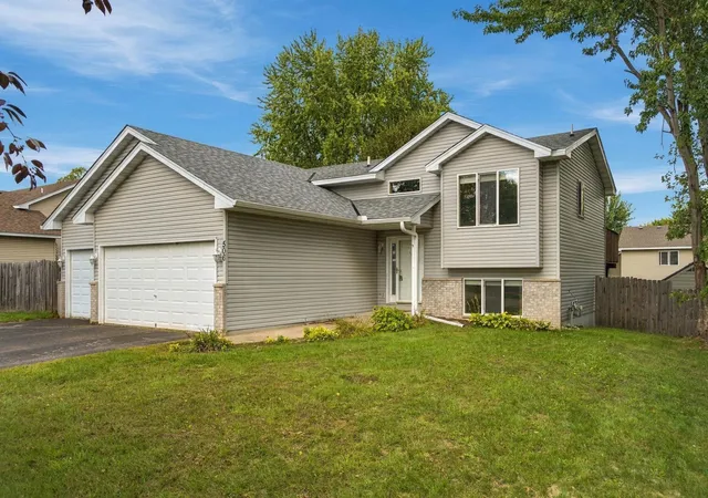 Photo 4 of Single family home for sale at 506 Birch St SW, Isanti, MN 55040 | MLS# 7129685 | Listing updated on 2026-09-24
