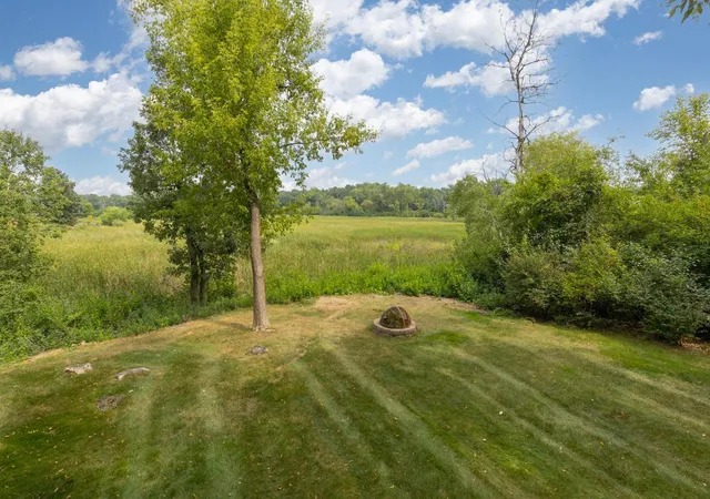 Photo 3 of Sale Pending at 2643 Snowmass Cir, Minnetonka, MN 55305 | MLS# 7129699 | Listing updated on 2026-08-31