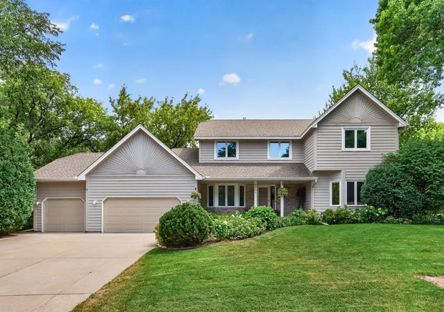 Single family home for sale at 2201 Pine Is Rd, Hopkins, MN 55305 | MLS# 7129705