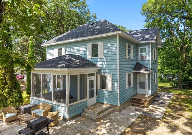 Photo 3 of Multi family home for sale at 317 W River St, Monticello, MN 55362 | MLS# 7129718 | Listing updated on 2026-10-02