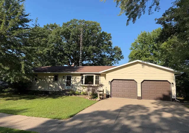 Photo 1 of Sale Pending at 604 3rd St Sw, Little Falls, MN 56345 | MLS# 7129740 | Listing updated on 2026-10-01