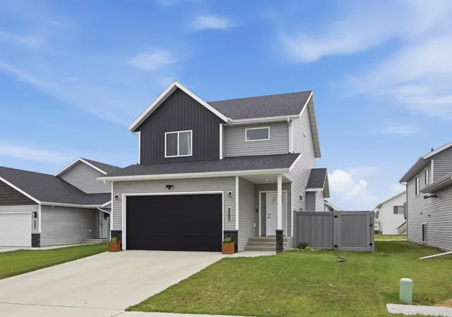 1st image of 6029 Kodiak Ln, Horace, ND 58047 | MLS# 7129757