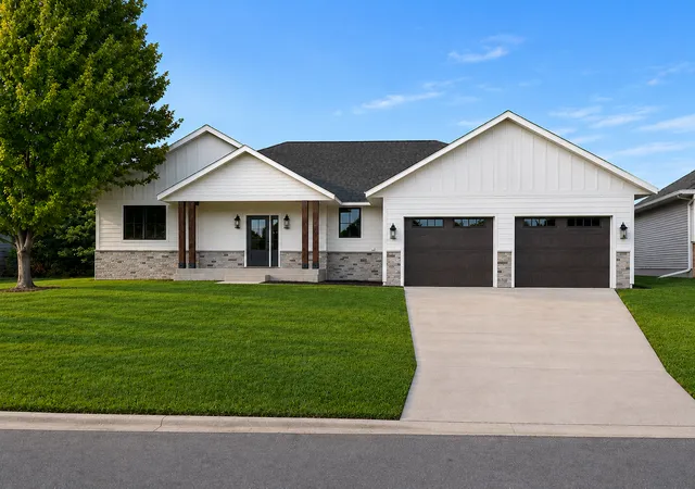 1st image of 1215 Moor Stone Dr Ne, Alexandria, MN 56308 | MLS# 7129803
