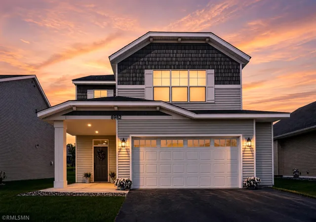 1st image of 8982 Parkview Cir, Chisago City, MN 55013 | MLS# 7129804