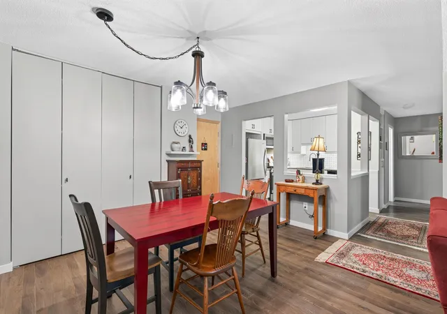 Photo 4 of Condo for sale at 4820 Park Cmns Dr #138, Minneapolis, MN 55416 | MLS# 7129805 | Listing updated on 2026-09-17