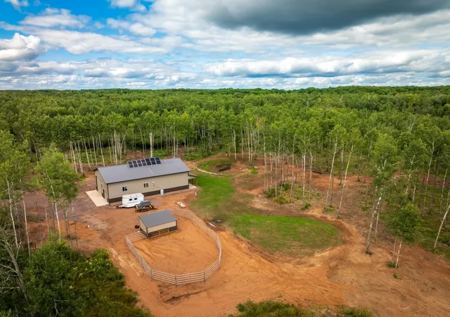 Photo 2 of Single family home for sale at 64680 Creekview Ln, Sandstone, MN 55072 | MLS# 7129807 | Listing updated on 2026-09-30