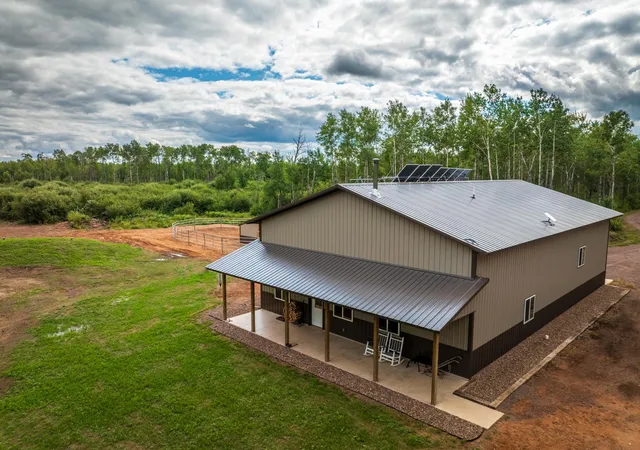 Photo 3 of Single family home for sale at 64680 Creekview Ln, Sandstone, MN 55072 | MLS# 7129807 | Listing updated on 2026-10-08
