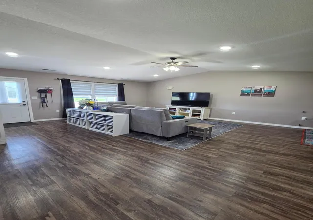 Photo 3 of Single family home for sale at 1943 Brownell St, Saint Charles, MN 55972 | MLS# 7129819 | Listing updated on 2026-09-19