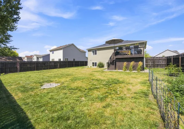 Photo 3 of Single family home for sale at 1829 43rd Avenue S, Moorhead, MN 56560 | MLS# 7129830 | Listing updated on 2026-09-17