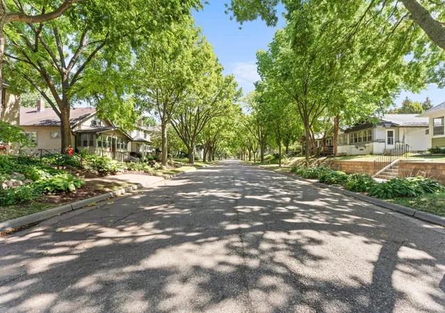 Photo 2 of Sale Pending at 1717 Juliet Ave, Saint Paul, MN 55105 | MLS# 7129864 | Listing updated on 2026-09-08