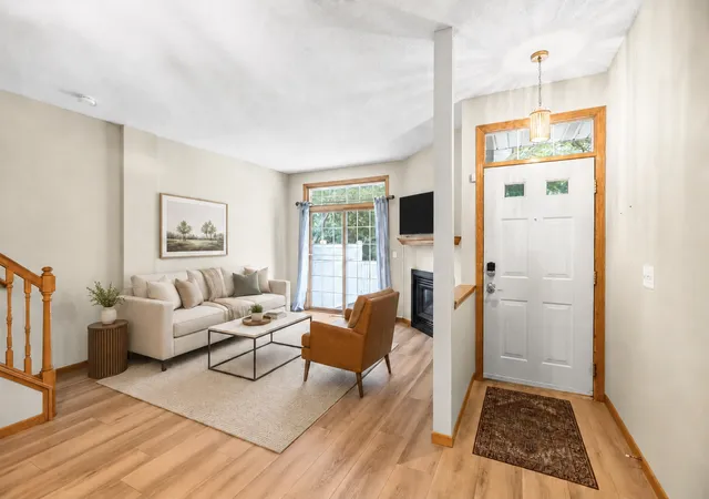 Photo 4 of Single family home for sale at 14218 Plymouth Ave #3, Burnsville, MN 55337 | MLS# 7129891 | Listing updated on 2026-09-01