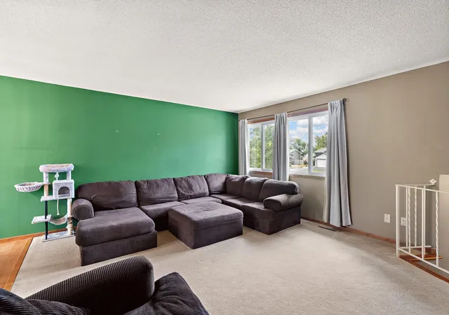 4th image of 1460 Laurel Ave, Saint Paul Park, MN 55071 | MLS# 7129900
