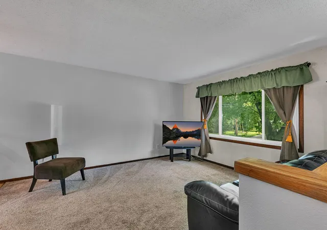 2nd image of 1425 33rd Ave N, Saint Cloud, MN 56303 | MLS# 7129901
