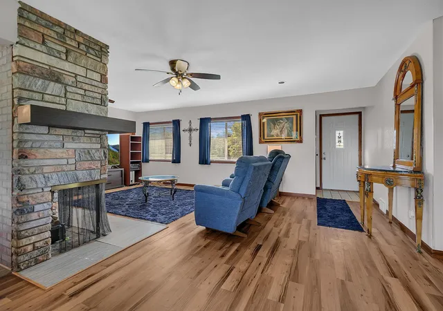 3rd image of 17311 Hwy 23 Ne, Oak Park, MN 56357 | MLS# 7129910