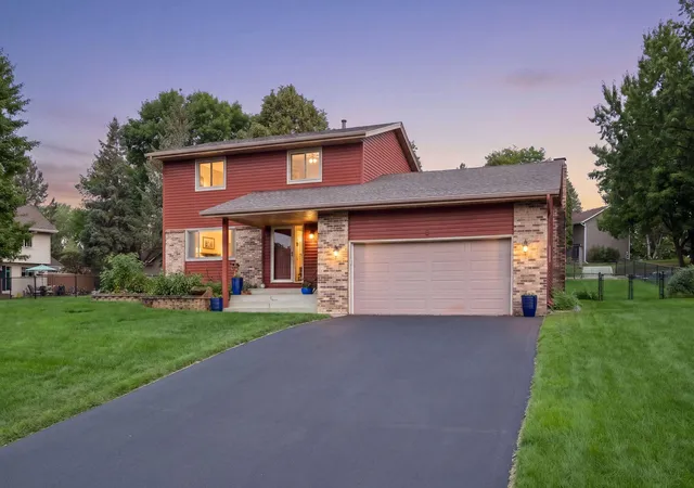 1st image of 1667 Sherwood Wy, Eagan, MN 55122 | MLS# 7129928