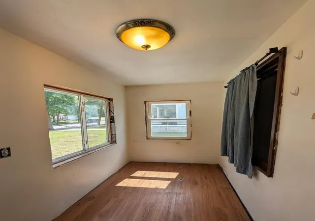Photo 3 of Single family home for sale at 409 S 6th Street, Montevideo, MN 56265 | MLS# 7129933 | Listing updated on 2026-09-12