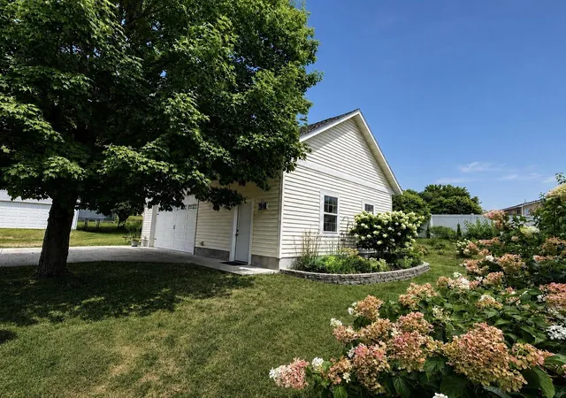 Photo 4 of Single family home for sale at 1314 N 5th Street, Saint Peter, MN 56082 | MLS# 7129971 | Listing updated on 2026-09-03