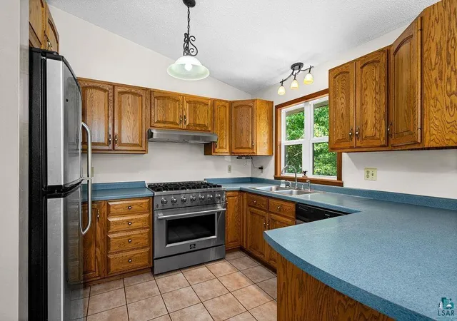 Photo 4 of Single family home for sale at 6899 S County Rd B, South Range, WI 54874 | MLS# 7129972 | Listing updated on 2026-08-20