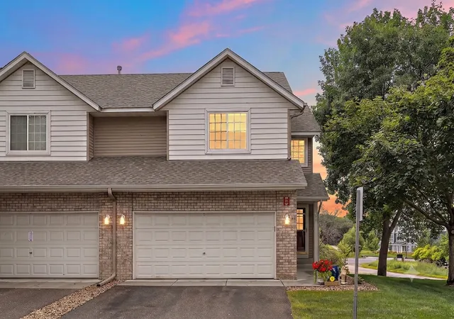 Photo 2 of Single family home for sale at 497 Pleasant Ln, Chaska, MN 55318 | MLS# 7129992 | Listing updated on 2026-08-27