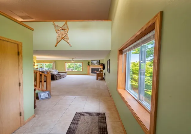 Photo 4 of Single family home for sale at 497 Pleasant Ln, Chaska, MN 55318 | MLS# 7129992 | Listing updated on 2026-10-01