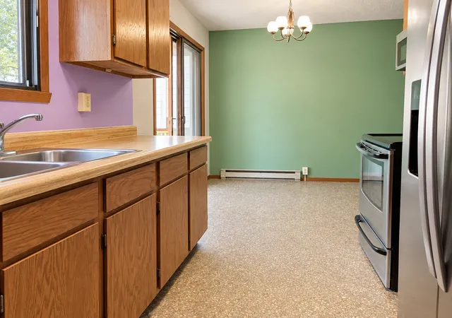 Photo 4 of Single family home for sale at 1919 23Rd St S, Fargo, ND 58103 | MLS# 7130012 | Listing updated on 2026-09-30