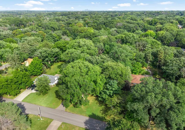 Photo 1 of Single family home for sale at 4031 Victoria St, Minnetonka, MN 55345 | MLS# 7130035 | Listing updated on 2026-09-18