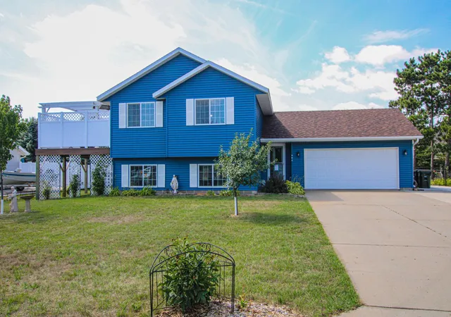 1st image of 384 Morning View Ln, Sauk Centre, MN 56378 | MLS# 7130054